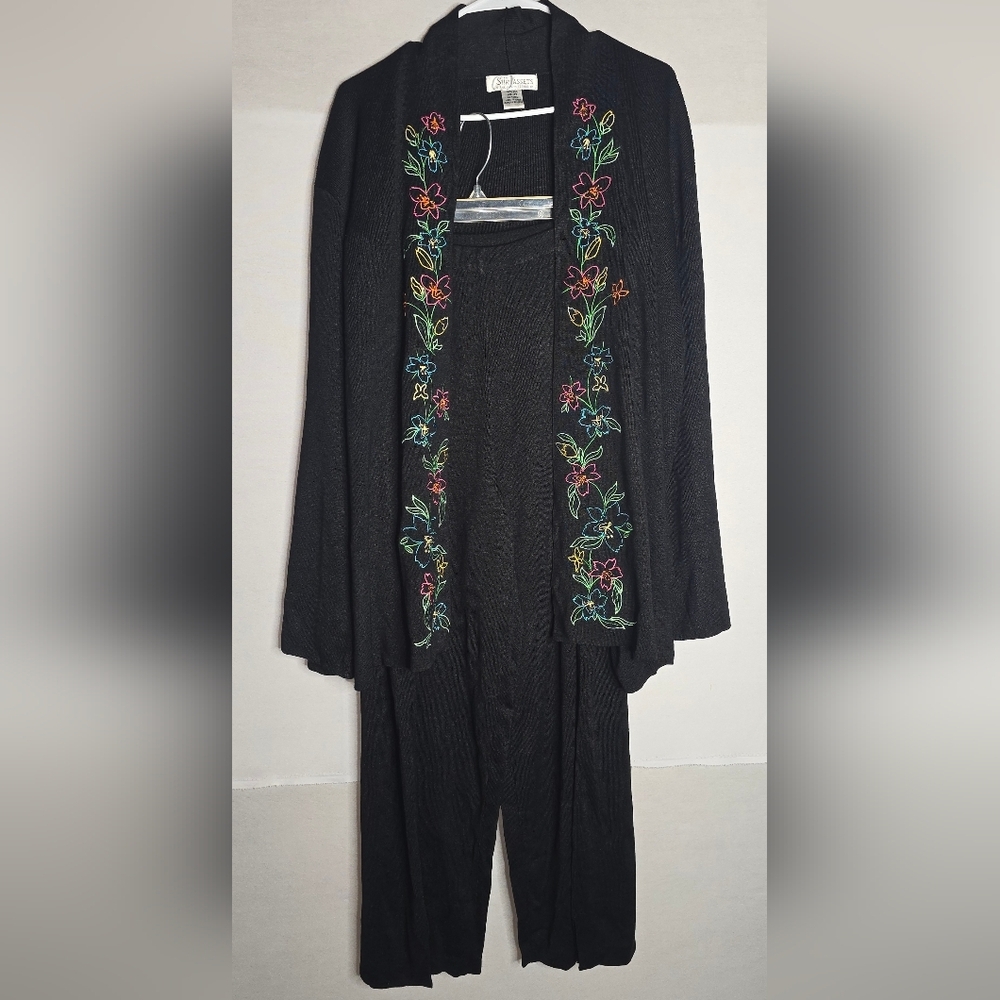 Diane Von Furstenberg 2 Piece Set Cardigan Pants Women’s 100% Silk Black 3x